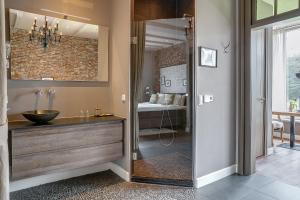 Boutique Hotel T Vosje - Policies and Check-in Details