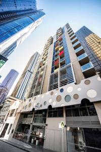 Brady Hotels Central Melbourne - Location and Proximity