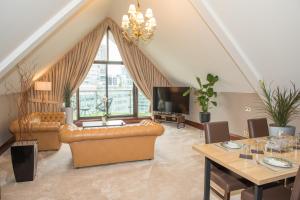 Britannia International Hotel Canary Wharf - Parking and Accessibility