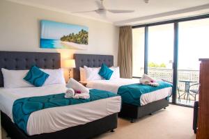 Cairns Luxury Waterview Apartment - Proximity to Attractions