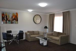 Cattlemans Country Motor Inn & Serviced Apartments - Child and Cancellation Policies