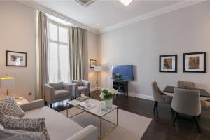Chilworth Court - Booking Considerations