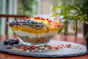 Clayton Hotel Chiswick - Booking Information