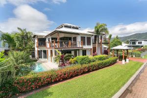 Clifton Beach Holiday Villas - Payment and Policies