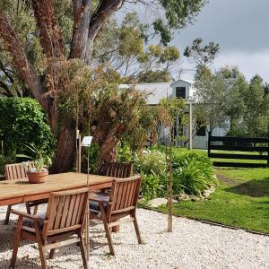 Clonmara Country House and Cottages - Property Facilities and Services