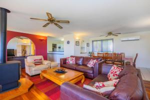 CLOUD 9 - Cliff Top Eagle Heights - Location and Accessibility