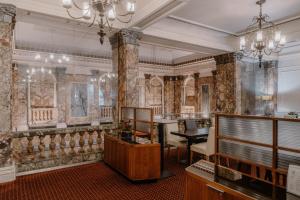 Club Quarters Hotel Trafalgar Square, London - Additional Services and Conveniences