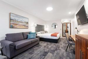 Comfort Inn Deakin Palms - Dining Options
