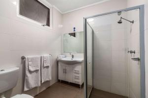 Comfort Inn Glenelg - Flexible Policies and Bookings