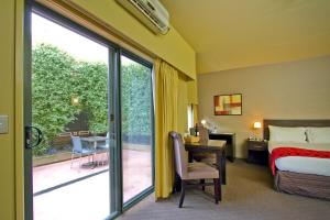 Comfort Inn & Suites City Views - Policies and Regulations