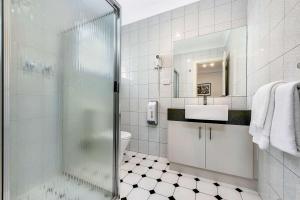 Comfort Inn & Suites Manhattan - Guest Feedback