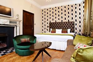 Courthouse Hotel London - Guest Reviews and Ratings