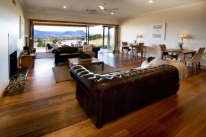 Drom Aluinn B & B - Accessibility and Convenience