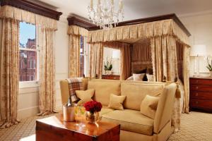 Egerton House - Convenient Location
