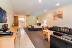 Emu Point Motel - Policies and Procedures