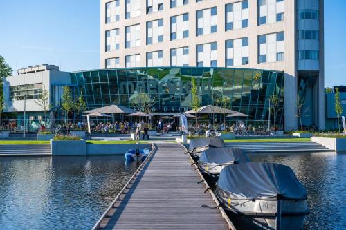 Flonk Hotel Groningen Zuid, BW Signature Collection - Accessibility and Transportation