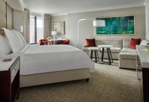 Four Seasons Washington DC - Premier Room With Two Double Beds