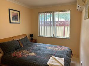 Geraldton Luxury Vacation Home With Free Streaming - Exceptional Guest Reviews and Ratings