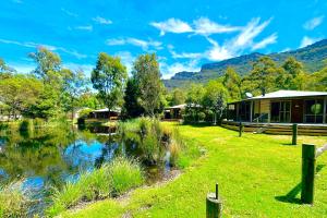 Grampians Chalets - Outdoor Spaces and Views
