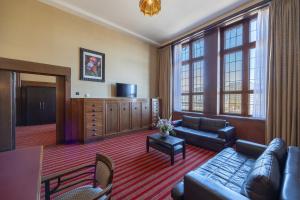 Grand Hotel Amrâth Amsterdam - Historical Charm and Ambiance