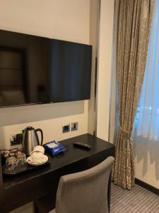 Great St Helen Hotel - Policies and Legal Details