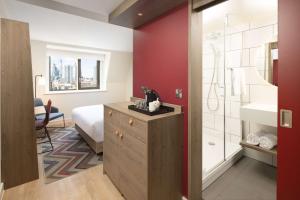 Hampton By Hilton London City - Common Questions