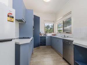 Hastings Cove Holiday Apartments - Smoking and Pets Policies