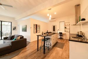 Hilltop Apartments Phillip Island - Check-in and Policies