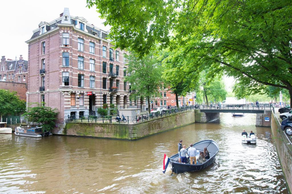 Hotel Amsterdam Inn - Booking Policies