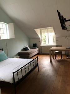 Hotel De Hoefpoort - Safety and Security Measures