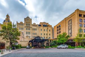 Hotel Emma at Pearl on the Riverwalk - Recreational Activities