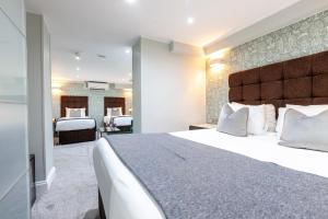 Hotel Shepherds Bush London - Flexible Policies and Services