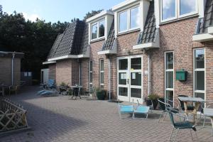Hotel Studio Bosch Duin Beach - Transportation and Accessibility