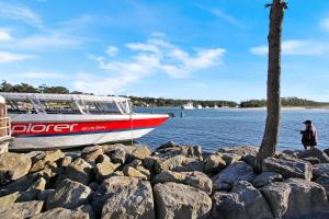 Huskisson Holiday Motel Cabins - Nearby Attractions
