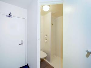 Ibis Budget - Enfield - Guest Services and Policies