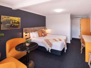 Ibis Styles Orange - Questions About Your Stay