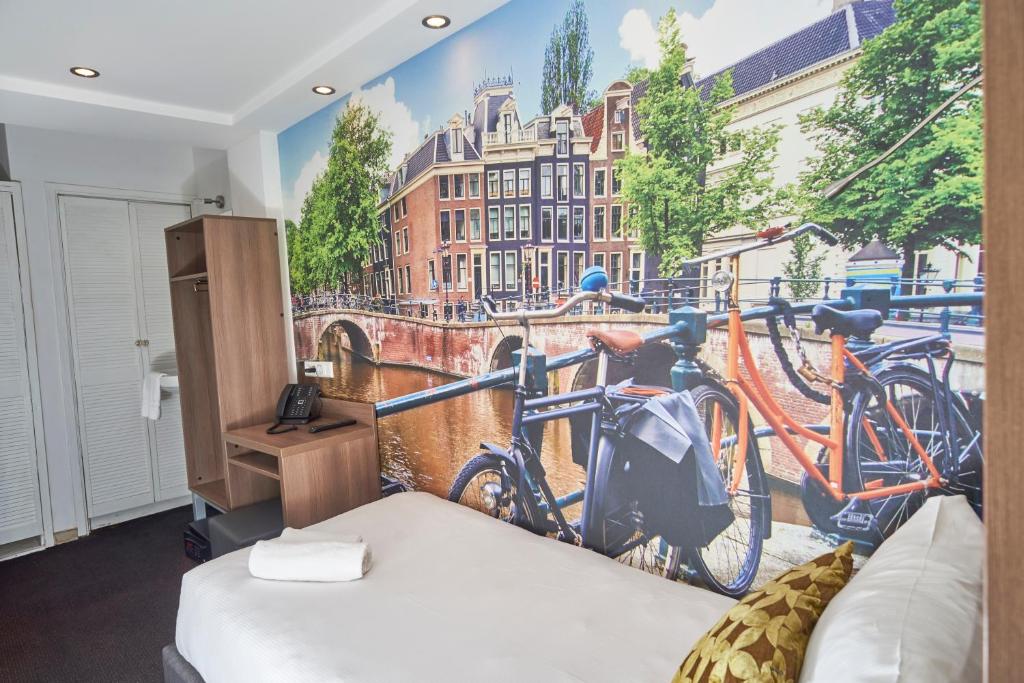 ITC Hotel - Questions About Staying Here