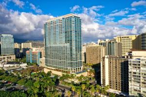 Ka Laʻi Waikiki Beach, LXR Hotels & Resorts - Convenient Location
