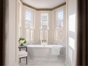 Kimpton - Fitzroy London, an IHG Hotel - Commitment to Sustainability