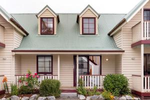 Kittys Cottages - Managed by BIG4 Strahan Holiday Retreat - Check-in and Check-out Times