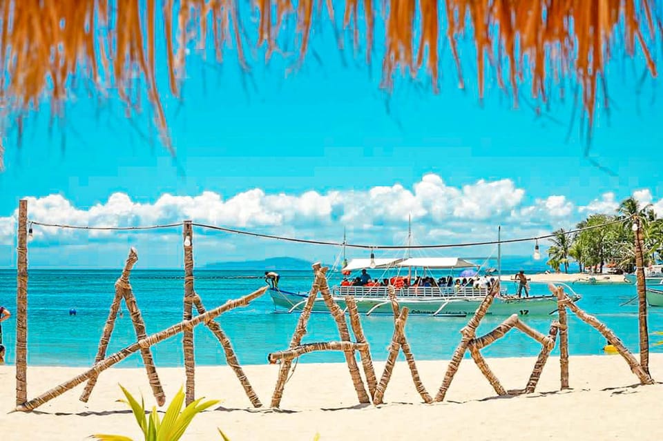 Lakawon Island: Biggest Floating Bar In Asia Experience