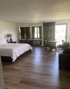 Lakeview Hills Golf & Resort - Outdoor Recreation