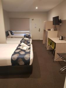 Leumeah Lodge - Questions About Your Stay