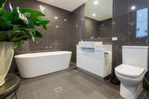 Luxury Four Bedroom Apartment With Swimming Pool - Kitchen and Living Area