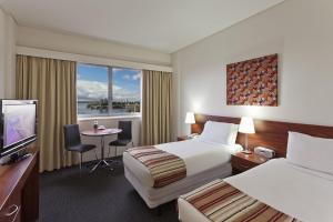 Macleay Hotel - Guest Experience and Ratings