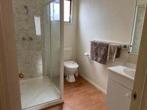 Mansfield Lakeside Caravan Park - Check-in and Check-out Policies