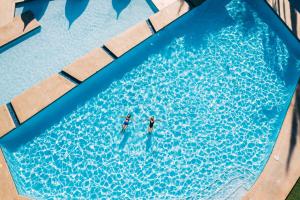 Mantarays Ningaloo Beach Resort - Booking Information