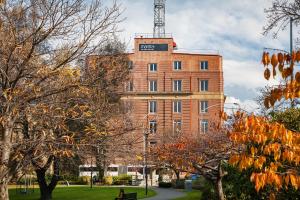 Mantra One Sandy Bay Road - House Rules and Restrictions