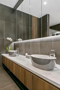 Melbourne City Apartments Panoramic Skyview Penthouse - House Rules and Policies
