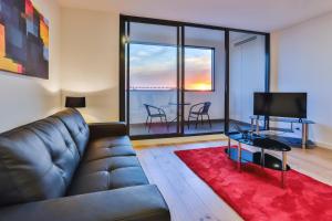 Melbourne Knox Central Apartment Hotel Official - Payment and Housekeeping